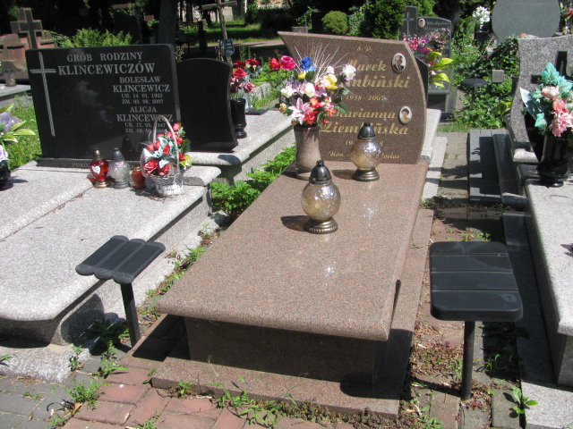 Grób Marek Ziembiński