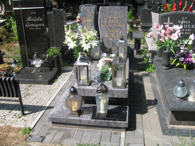 Grób Marian Szmyt