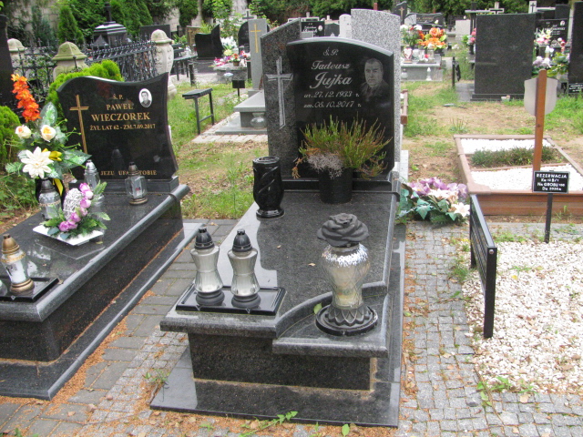 Grób Tadeusz Jujka