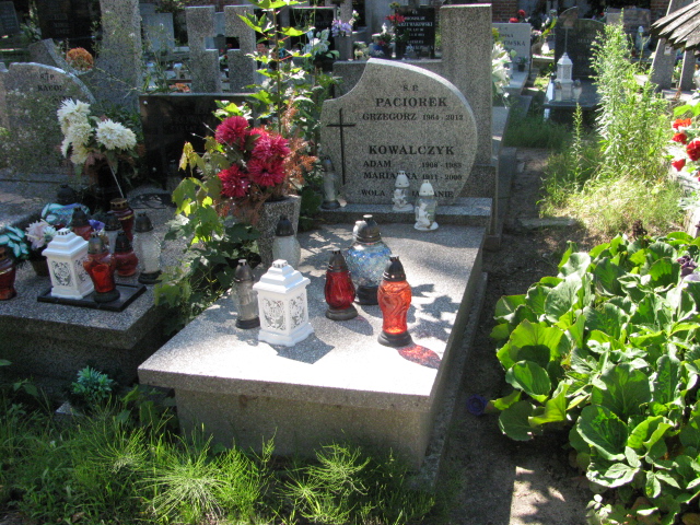 Grób Adam Kowalczyk