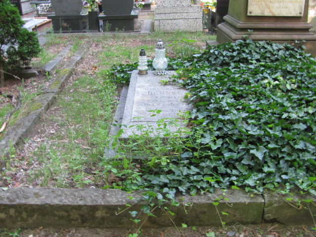 Grób Liliana Hensel
