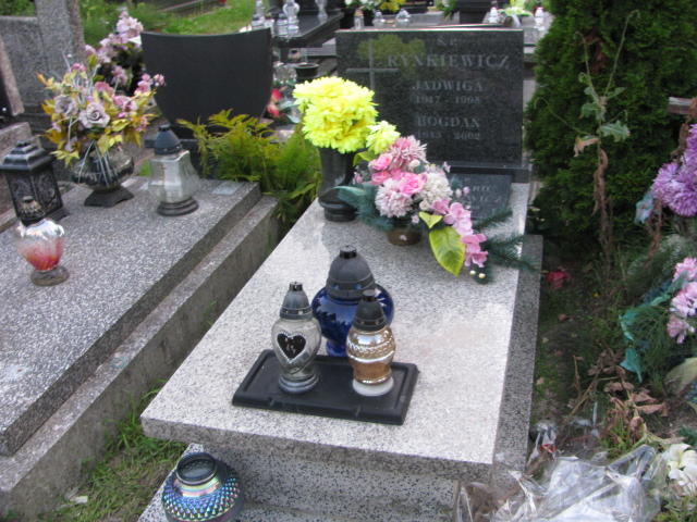 Grób Jadwiga Rynkiewicz