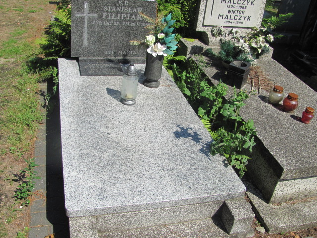 Grób Andrzej Filipiak